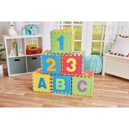 Playful Learning:
The puzzle pieces are not just soft and squishy under little feet, but also feature bright, eye-catching colors to stimulate visual senses. As your child connects the pieces, they'll naturally learn the alphabet and numbers, setting the stage for early cognitive development.